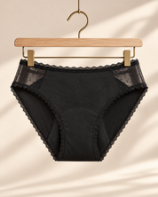Sknwear Period Panty – Soft Beige | Black